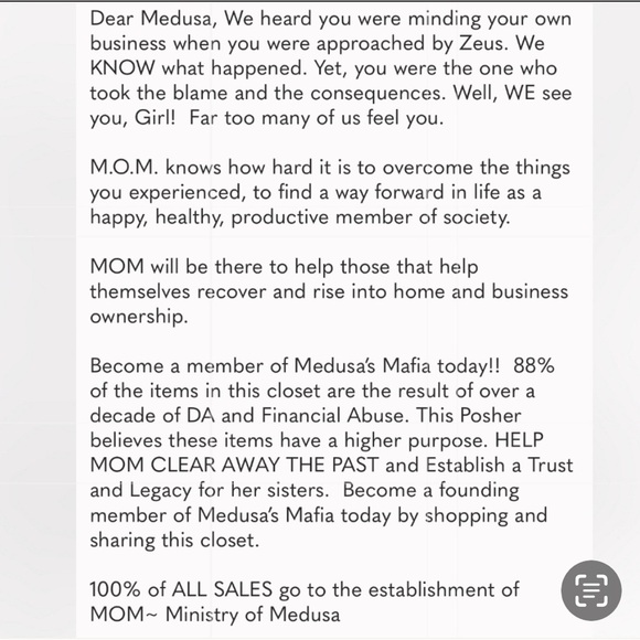 Backgammon and Scrabble Board Games Bundle - Picture 10 of 16